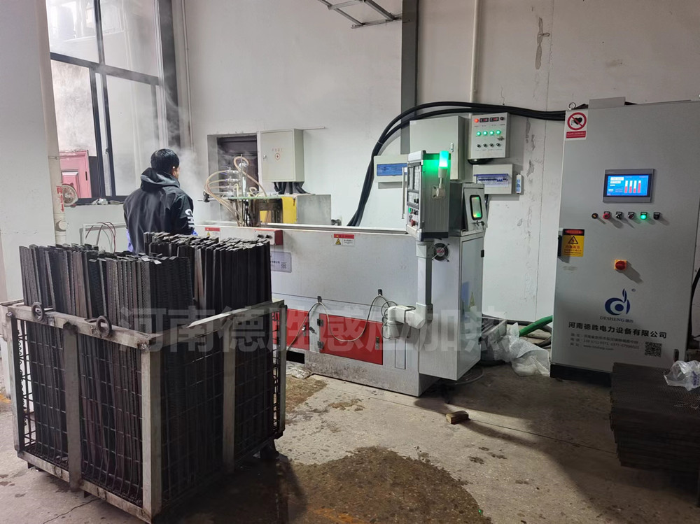 高頻齒條淬火機成套設(shè)備160KW